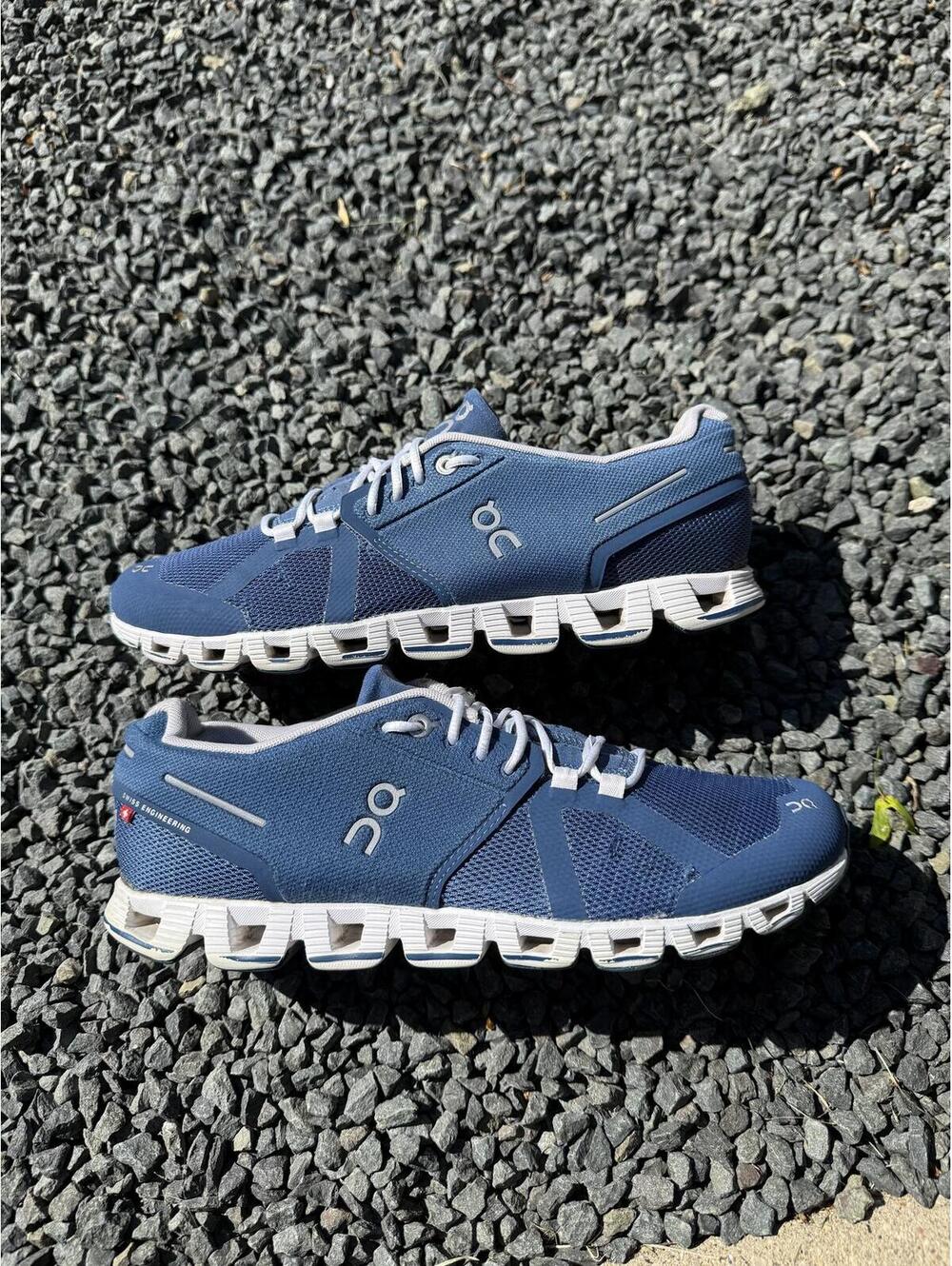 On Running Cloud 5 Denim White Size 9.5W 8M